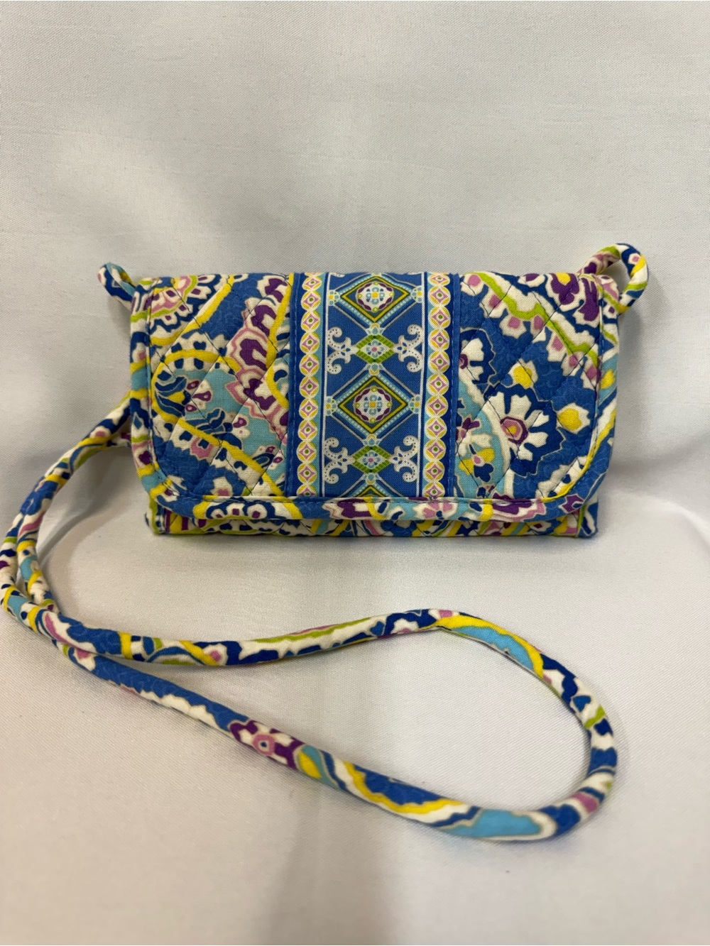 Quilted Floral Crossbody Wallet - Blue Multicolor